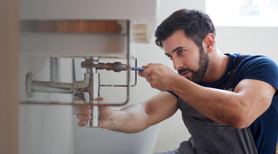 Garbage disposal repair in West Farmington, OH